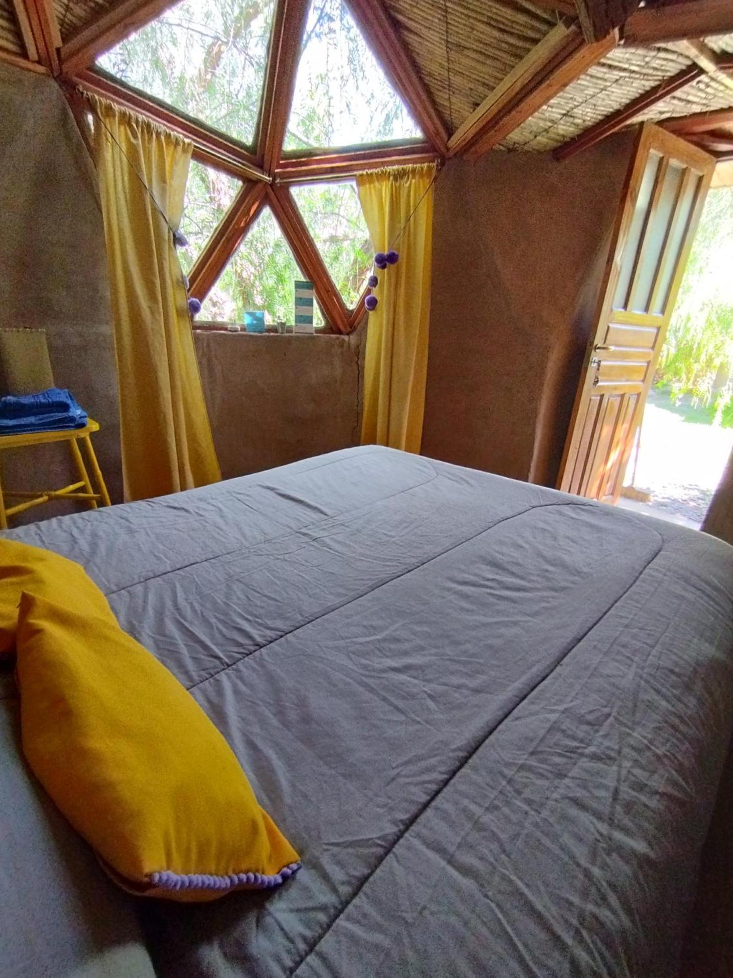Hostel Casa Arbol Domos Cafayate Zewnętrze zdjęcie